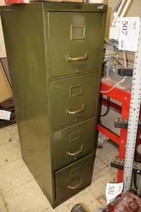 lot 663 image: Metal File Cabinet 4-drawer