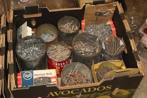 lot 612K image: Assorted Nail Fasteners