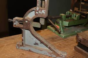 lot 670 image: Lathe Steady Rest