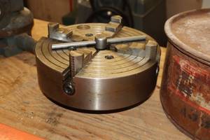 lot 688 image: Clausing 4-Jaw Lathe Chuck