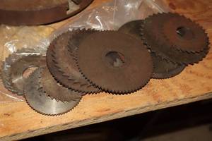 lot 693 image: Lot of (13) Assorted Milling Cutters