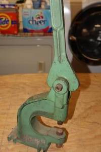 lot 699 image: 18 Hand Punch