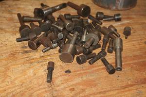 lot 700 image: Lot of (1 Can) Machining Punches