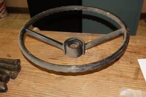 lot 715 image: 15 Steering Wheel