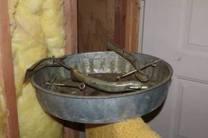 lot 1123 image: Oil Pan with Handles