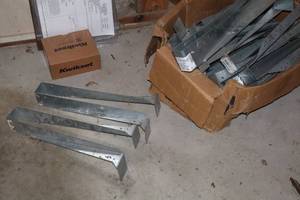 lot 1124 image: Lot of (16) 18 Joists