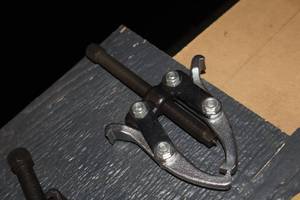 lot 759 image: Gear Jaw Puller
