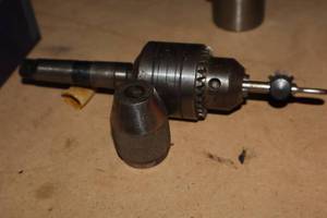 lot 789 image: Drill Chuck and Keyless Drill Chuck