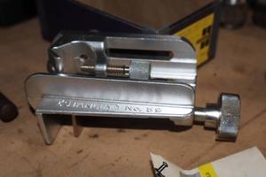 lot 792 image: Dowling Jig (New )