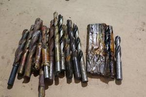 lot 814 image: Lot of (20) Assorted Straight Shank Drill Bits