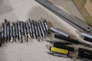 lot 826 image: Lot of (24) Assorted Two-Sided Bits