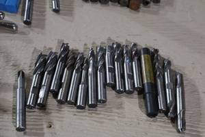 lot 829 image: Lot of (17) Assorted Machining Bits
