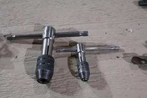 lot 836 image: Lot of (2) Tap & Die Wrench Sets