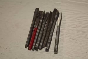 lot 841 image: Lot of (8) Flat Head Driver Bits