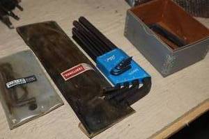 lot 851 image: Assorted Hex Head Wrenches and Set
