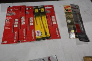 lot 866 image: Lot of (8) Assorted Drill Bits - 532 (x2) and 564 (x6) (New )