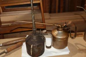 lot 874 image: Lot of (2) Oiler Cans