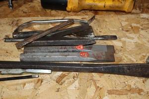 lot 890 image: Lot of (10) Assorted Chisels