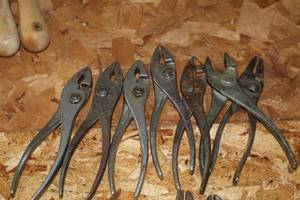 lot 908 image: Lot of (7) Assorted Pliers