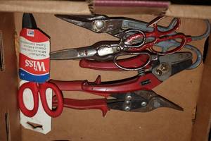lot 913 image: Lot of (6) Assorted SnipsScissorsCutters