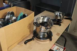 lot 1142 image: Pots and Pans