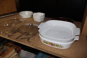lot 1143 image: Cookware - (5) Bowls and (3) Lids