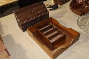 lot 1147 image: Lot of (3) Wooden Organizers