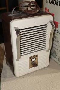 lot 1161 image: Lakewood Space Heater