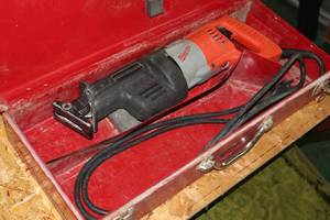 lot 958 image: Milwaukee Sawzall Reciprocating Saw