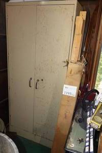 lot 1257 image: Metal Storage Cabinet 2-door