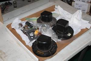 lot 1251 image: Vintage Radio Parts