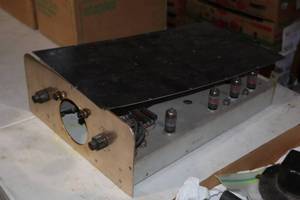 lot 1252 image: Vintage Radio Part