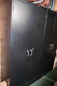 lot 1255 image: Metal Storage Cabinet 2-door