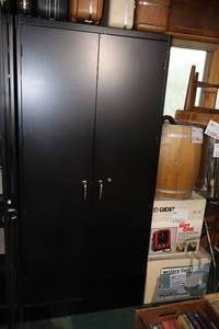 lot 1256 image: Metal Storage Cabinet 2-door