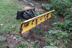 lot 27A image: 76-blade Snow Plow Attachment