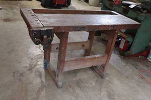 lot 40K image: Work Bench