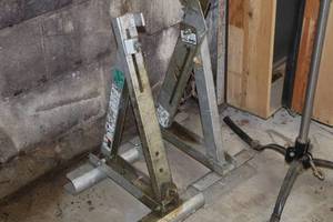 lot 1269 image: Lot of (2) Ladder Jacks