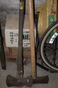 lot 1311 image: (1) 2-sided Axe and (1) Splitting Maul