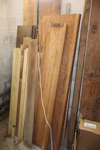lot 1330 image: Assorted Scrap Wood