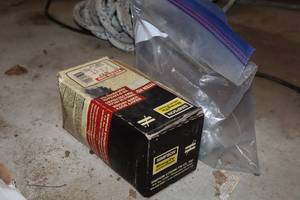 lot 1348 image: 1 Box 38x4 Screw Anchors and (1) Bag 14x1-34 Screw Anchors