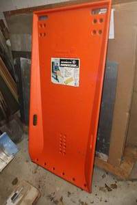 lot 1355 image: Snowmaster Snow Scoop