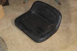 lot 1376 image: Toro Lawn Tractor Seat
