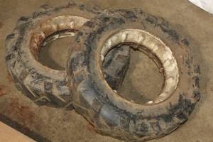lot 1378 image: Lot of (2) Small Utility Tires with Rims