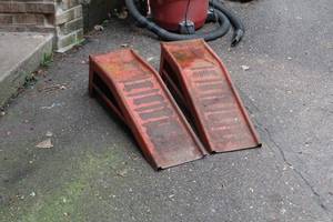 lot 1463 image: Lot of (2) Car Ramps