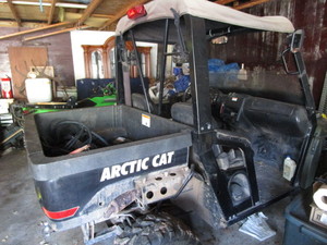 lot 4 image: Arctic Cat 2006 Prowler SXS