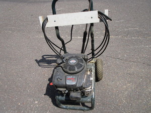 lot 18 image: Intek Pressure Washer