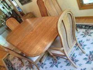 lot 1 image: Vintage Wood dual style oblong pede...