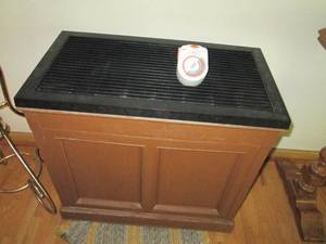 lot 188 image: Emerson Moist air Humidifier...