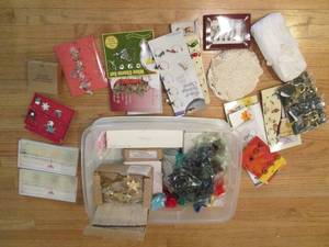 lot 198 image: Storage tote containing a huge vari...