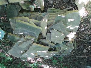 lot 86 image: Pile of stoneshale landscape rock ...
